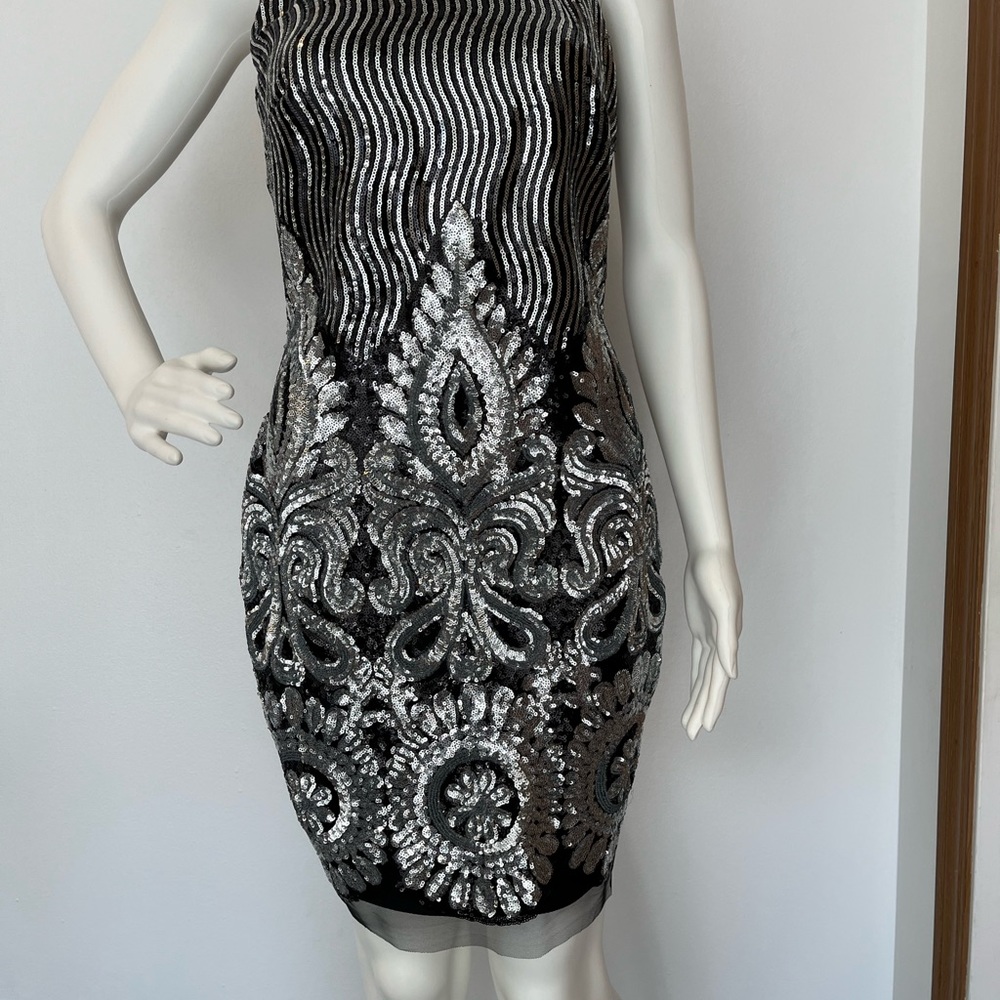 New with tag Alexia Admor black with silver sequins